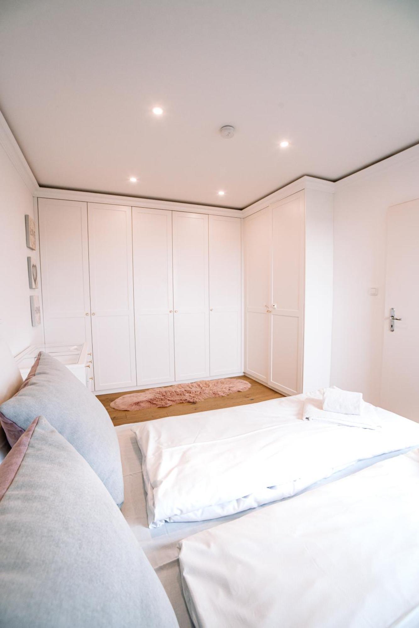 Apartment Am Neuen Teich -Balkon- 4 Personen -Waschmaschine Вольфсбург Екстер'єр фото
